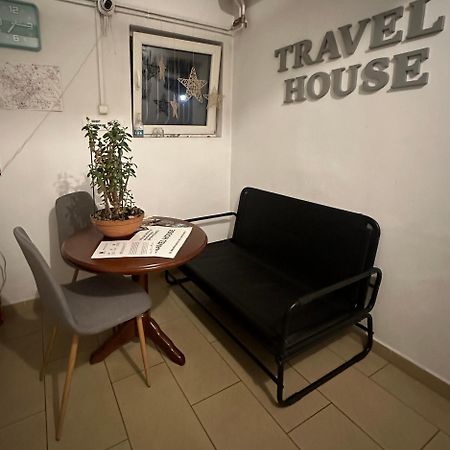 Travel House Wroclaw Hotel Exterior photo